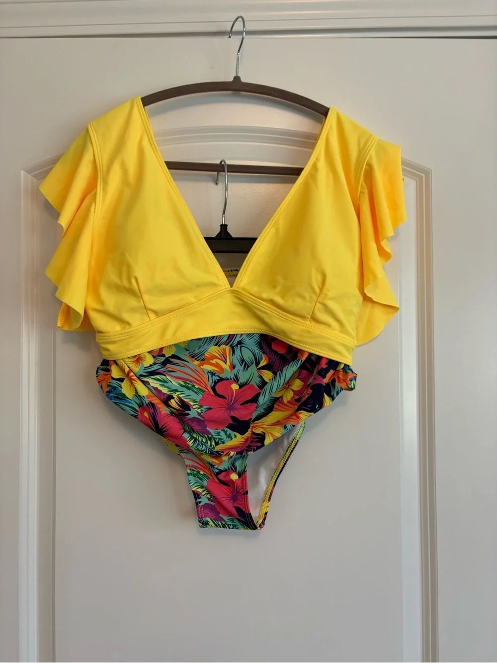 Yellow Floral-Print Two-Piece Bathing Suitwith Ruffle Sleeves
